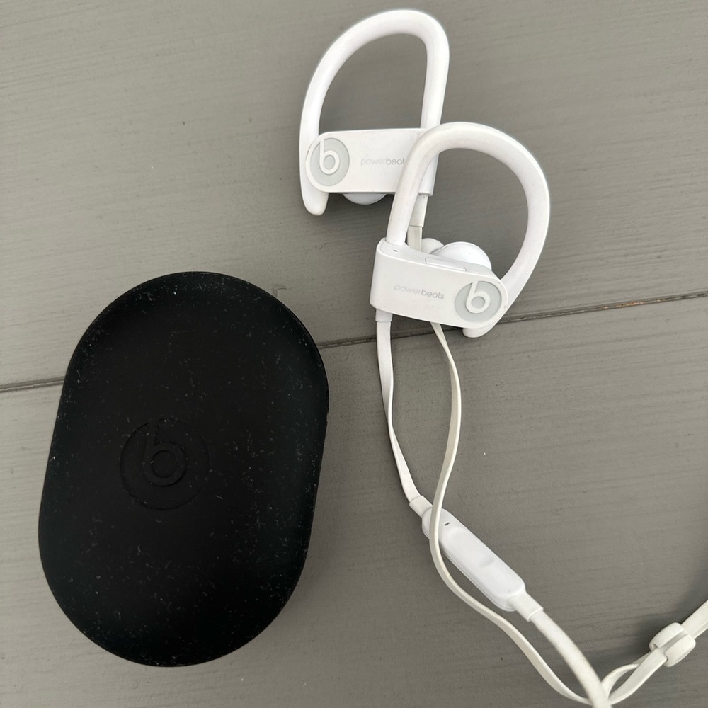 PowerBeats3